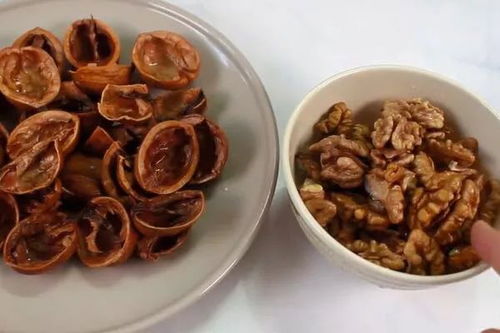 轻松剥核桃小窍门,辣妈必备技能