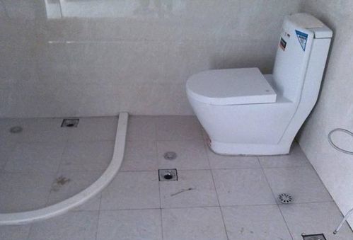 卫生间漏水严重,先检查这几个地方,自己动手就能解决