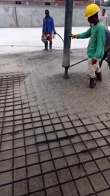 监理检查后说这样的混凝土不合格太稀了,让重新弄,你们觉得怎么样
