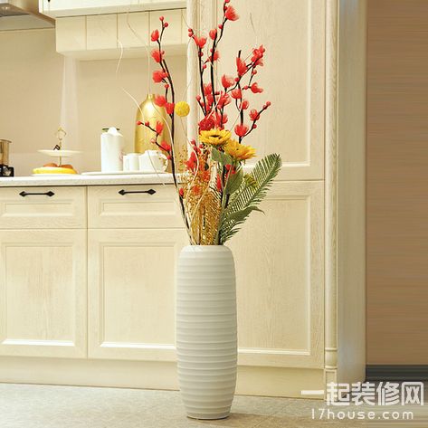 你必须知道的客厅花瓶摆放风水禁忌