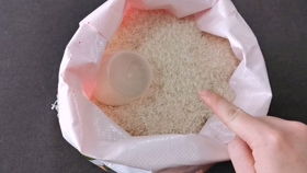 大米放久容易滋生米虫 教你个好方法,不仅保鲜还防虫,太实用了