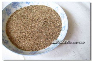 多肉育苗播种用泥炭还是椰砖,有什么区别,如果混合用比例多少 还需要加什么 我想用泡沫箱育苗播种 看 