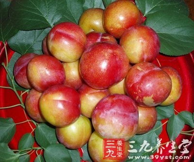 桃杏李桦共芬芳