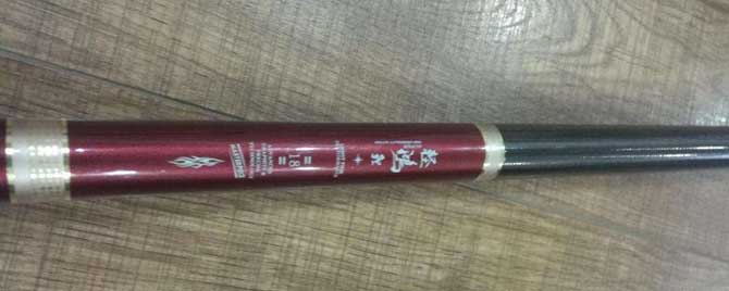 细硬峰鱼竿质量怎么样 细硬峰秋思鱼竿评测视频